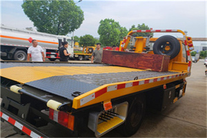 真新附近拖车电话号码服务